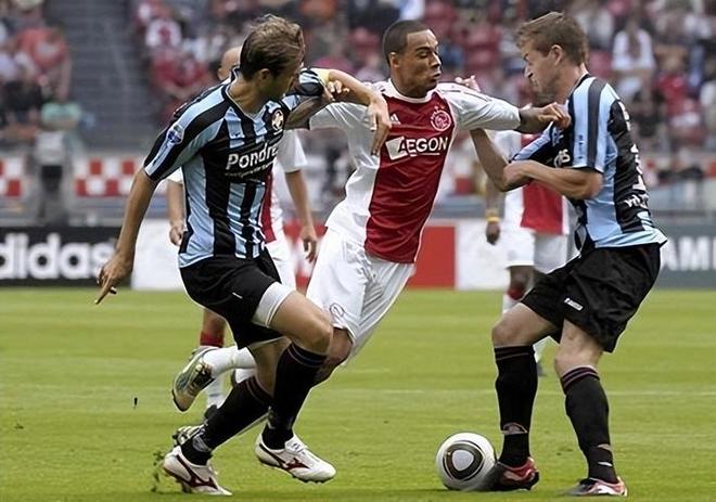 比赛中继续 比赛中继续